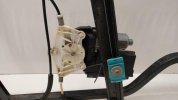Piece-Leve-vitre-electrique-avant-droit-8Z0837462B-AUDI-A2-d47fae2997908f408d6144650cb7e6ab270...jpg