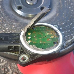IMG_20190926_1522 clutch hall sensor.jpg
