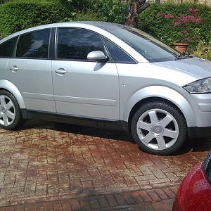 Audi TT (2000) Alloys with 225/45/17"