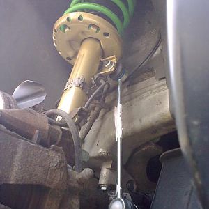 Front leg fitted with new link rod and ARB