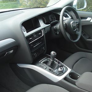 A4 2.0 TDI SE interior